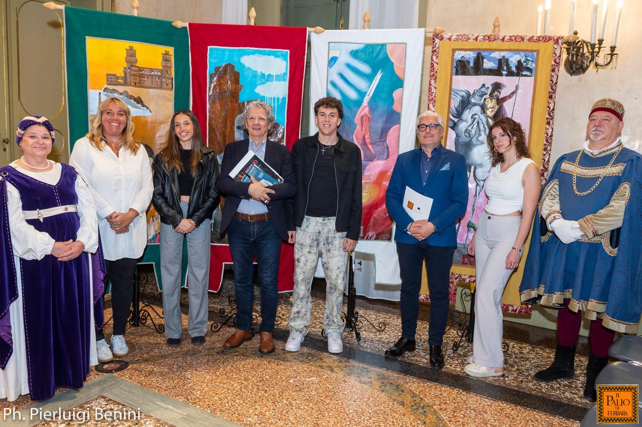 Il Palio di Ferrara e i bozzetti realizzati dagli studenti del Dosso Dossi