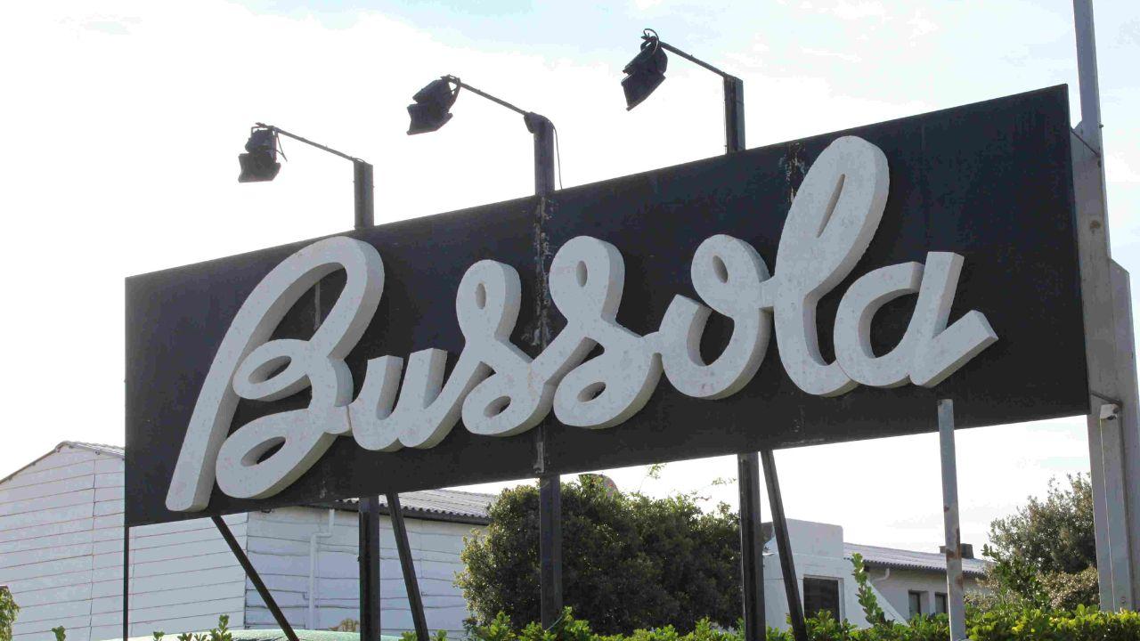 Versilia, non ci sono offerte per la Bussola: un’altra estate a rischio luci spente. E La Capannina? La situazione