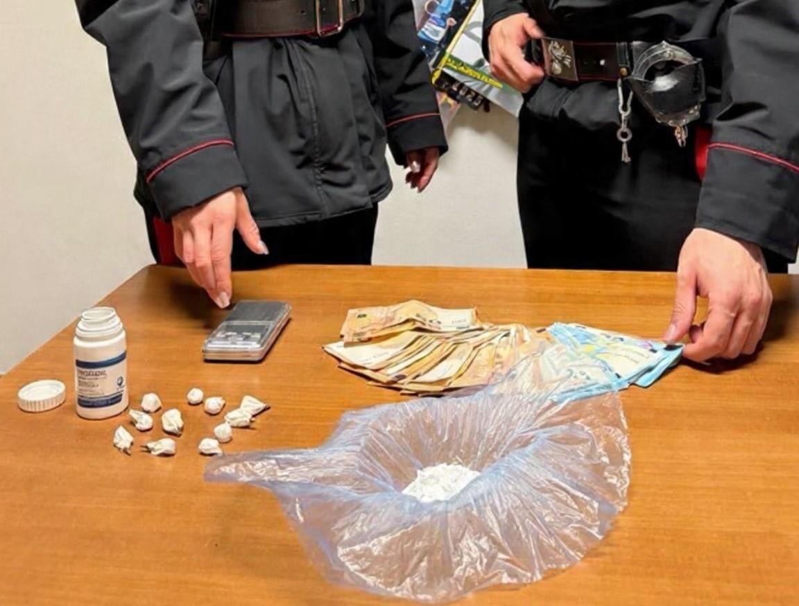 Blitz dei carabinieri a Lido Estensi, arrestato pusher di 65 anni