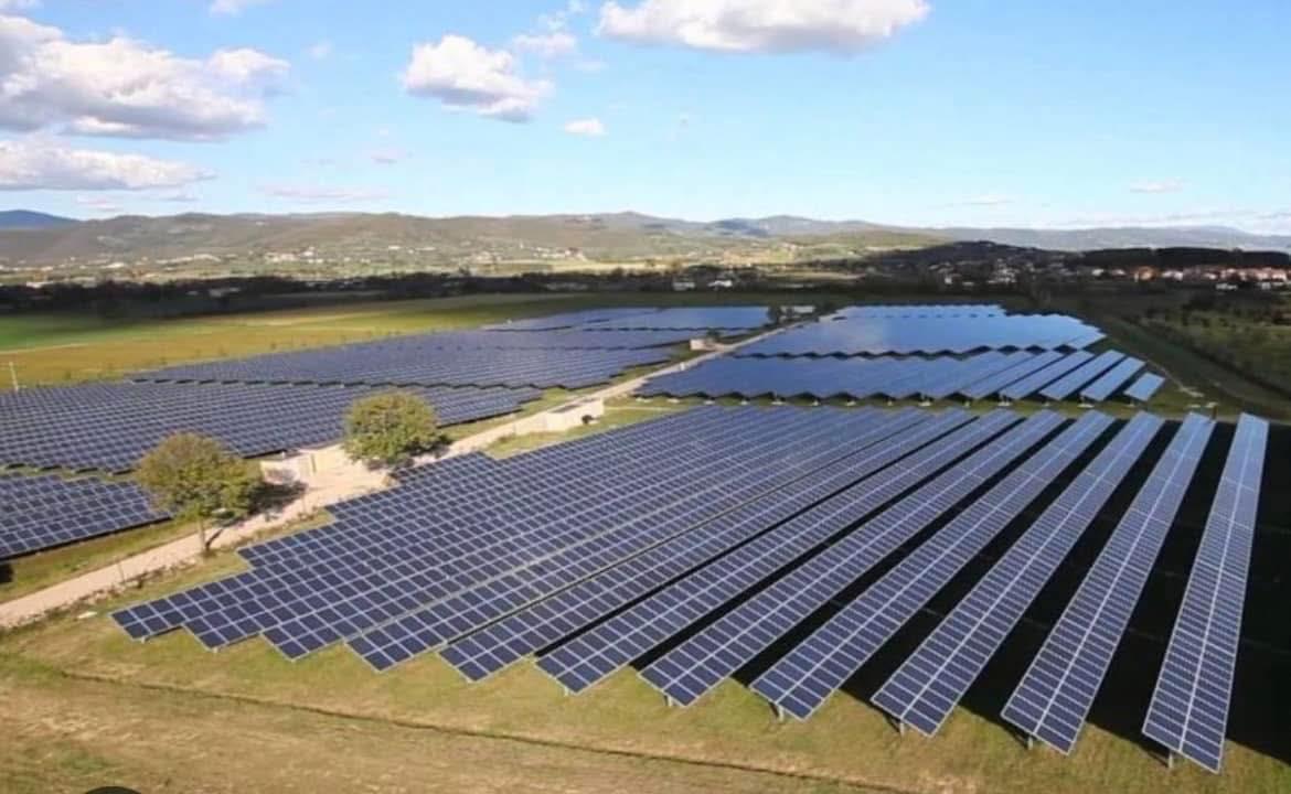 Il Tar dà ragione al Comune e blocca il parco fotovoltaico, il sindaco: «Una svolta per il futuro dei nostri territori»