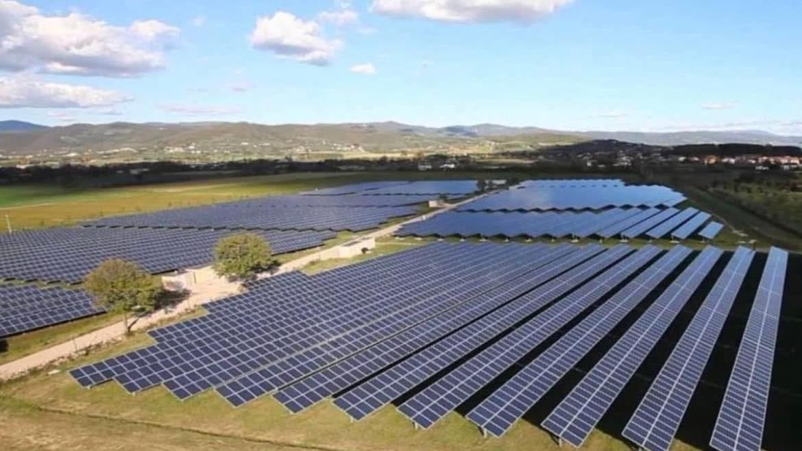 Il Tar dà ragione al Comune e blocca il parco fotovoltaico, il sindaco: «Una svolta per il futuro dei nostri territori»