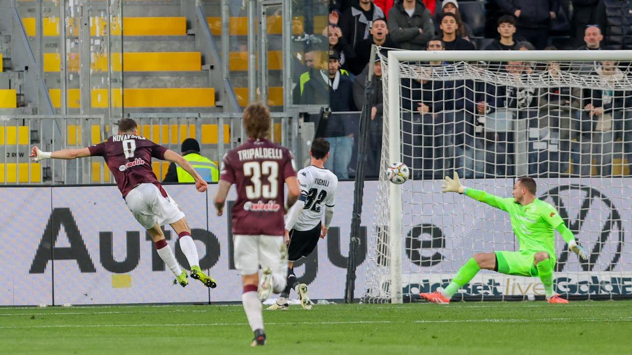 Novakovich fa esultare la Reggiana: lo Spezia al tappeto nello scontro diretto