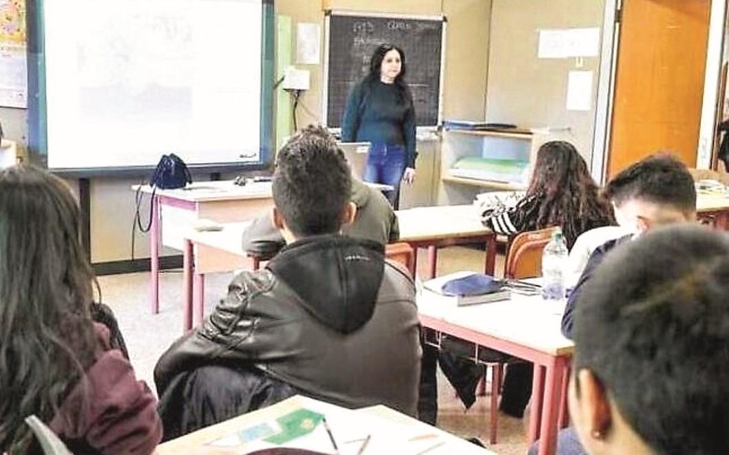 Scuole, 2500 firme contro i tagli: «I mega-istituti saranno ingestibili»