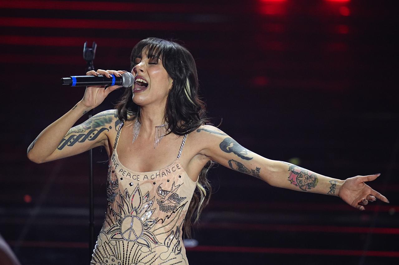 Sanremo 2026, scoppia la guerra in Medioriente ma il Festival è come una bolla