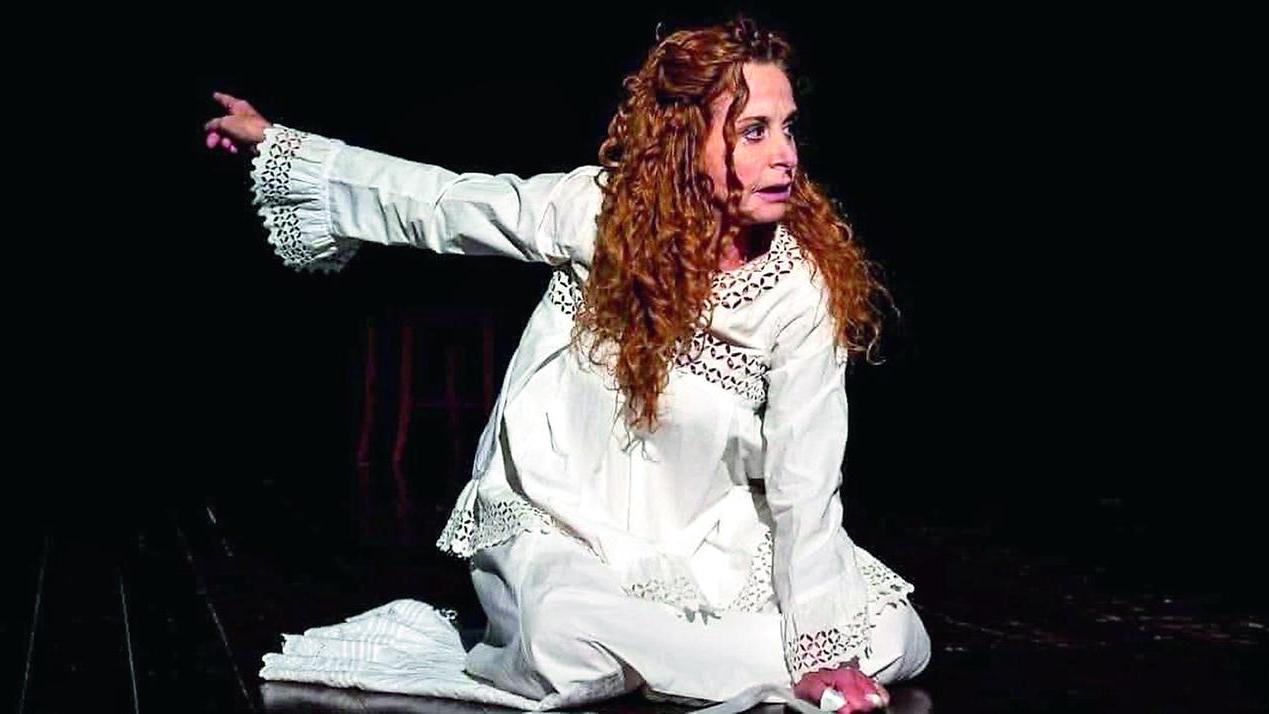 Pistoia, Monica Menchi si racconta: «Ho miriadi di personaggi che galleggiano dentro di me»