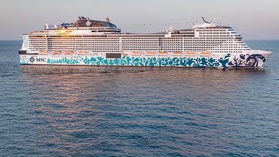 Attacco in Iran, un gruppo di sardi sulla nave da crociera ferma a Dubai: «Giochi e animazione a bordo, fuori le esplosioni»