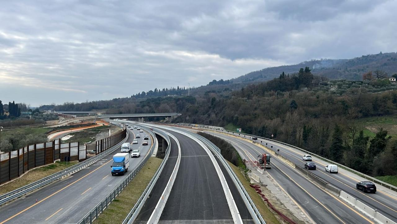 Viadotto Ribuio in A1, tratto riaperto (in anticipo) tra Firenze sud e Incisa