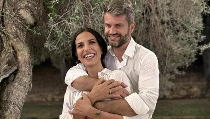 Roberta Morise ed Enrico Bartolini, dopo due anni e due figli c’è aria di crisi