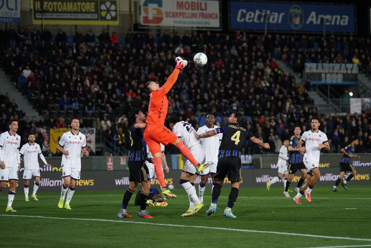 Pisa-Bologna 0-1: la grinta non basta, decide un capolavoro di Odgaard nel finale