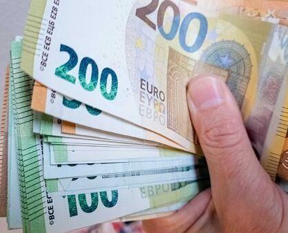 
	L'uomo chiedeva indietro la caparra

