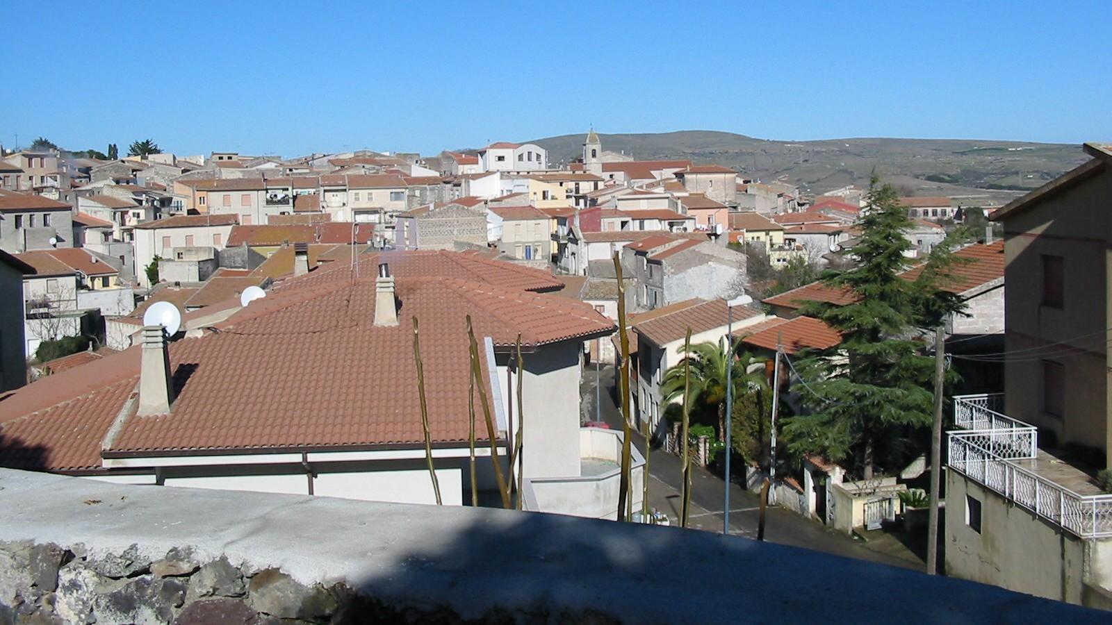 In paese manca l'alimentari, il Comune ti dà il locale gratis e non paghi tasse per tre anni: ecco dove