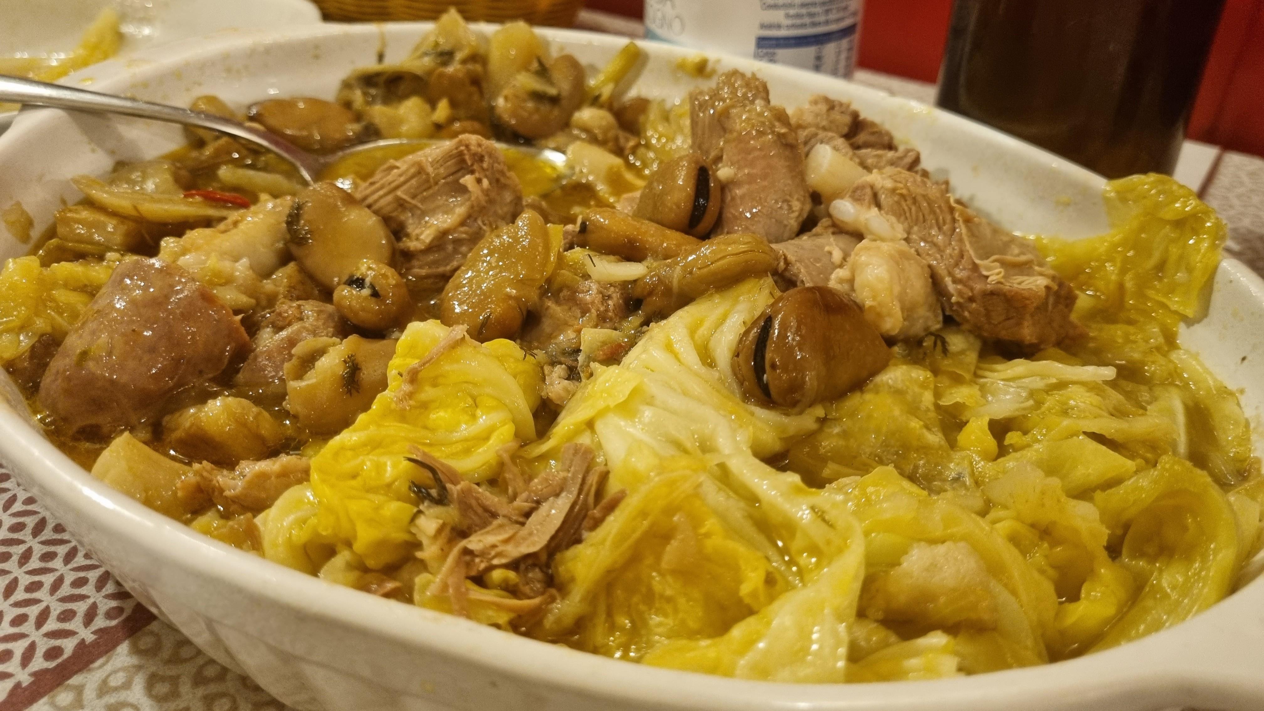 Sfida a suon di frittelle e favata tra i circoli di Sassari, ecco la top ten: stasera la premiazione