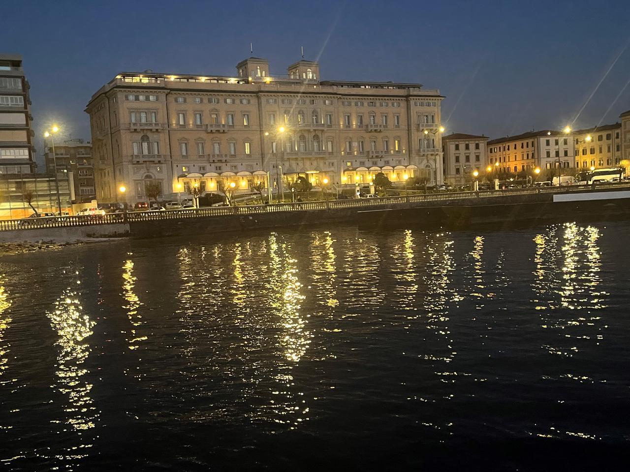 Livorno e la sua meraviglia dorata. Grazie a Lea Grocco