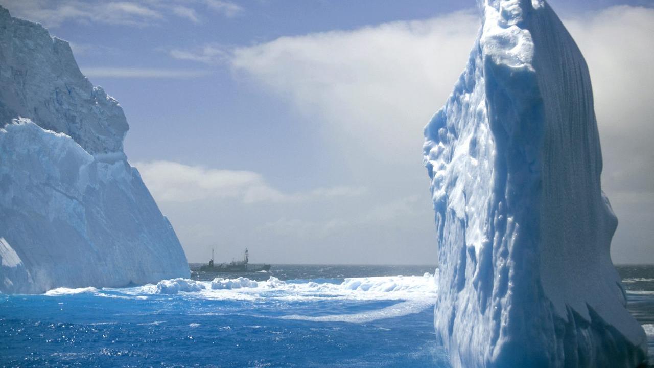 L’ Antartide si scioglie: il continente ha perso dieci volte la superficie di Los Angeles in 30 anni – Le conseguenze