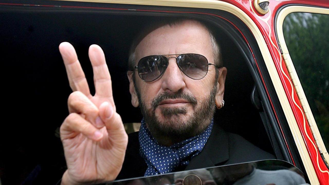 Ringo Starr annuncia Long long road, è il suo secondo album con T Bone Burnett: «Ho percorso una strada molto lunga»