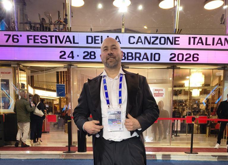 Da Guastalla all'Ariston, il tenore Matteo Monni sul podio di Sanremo con Arisa: «E’ stata una grande emozione»