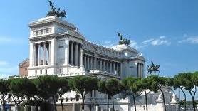 Paura nella capitale, doppio allarme bomba accanto a palazzo Chigi e al Vittoriano: cosa è successo