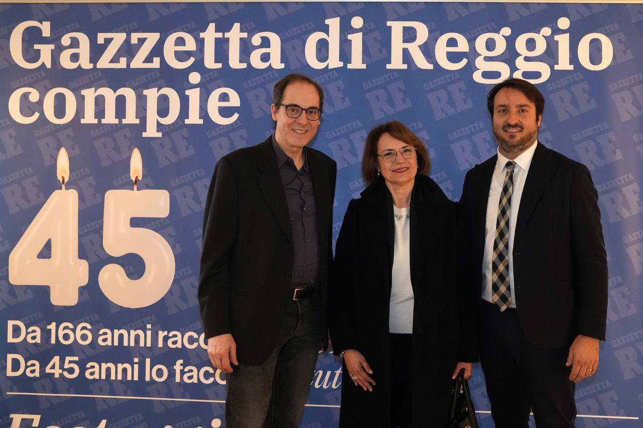 Auguri Gazzetta di Reggio, le immagini della festa - Gazzetta di Reggio