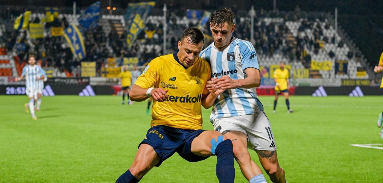 LIVE – Virtus Entella-Modena: 2-1 (45’ Del Lungo, 45+2’ Tonoli, 85’ Karic)