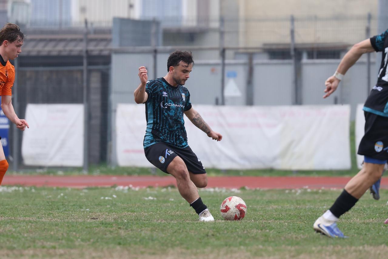 Leo Mazza si prende la scena, l’Ars et Labor ai suoi piedi