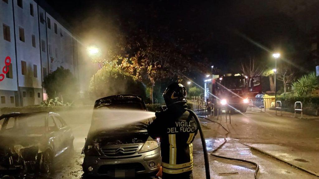 Firenze, assalto con il machete per prendersi il capannone: incendi e minacce per 2,8 milioni. Quattro arresti