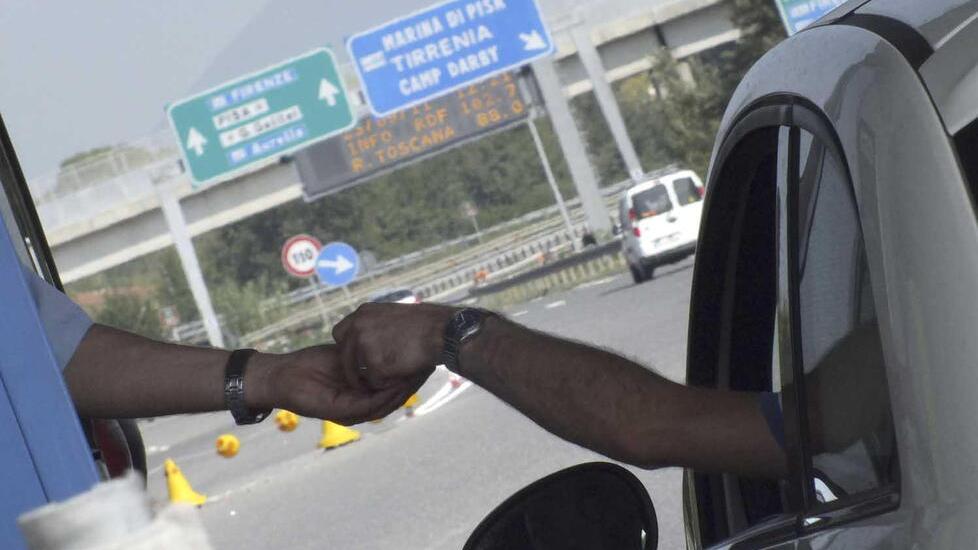 Cara autostrada, negli ultimi dieci anni i pedaggi sono cresciuti più dell’inflazione - Le tratte più care d'Italia