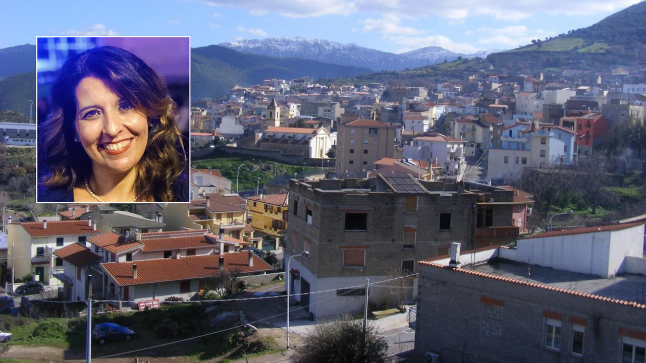 Auto della direttrice del coro di Nuoro crivellata di colpi, la solidarietà di un’amica: «Un atto vile, condanniamo le intimidazioni»