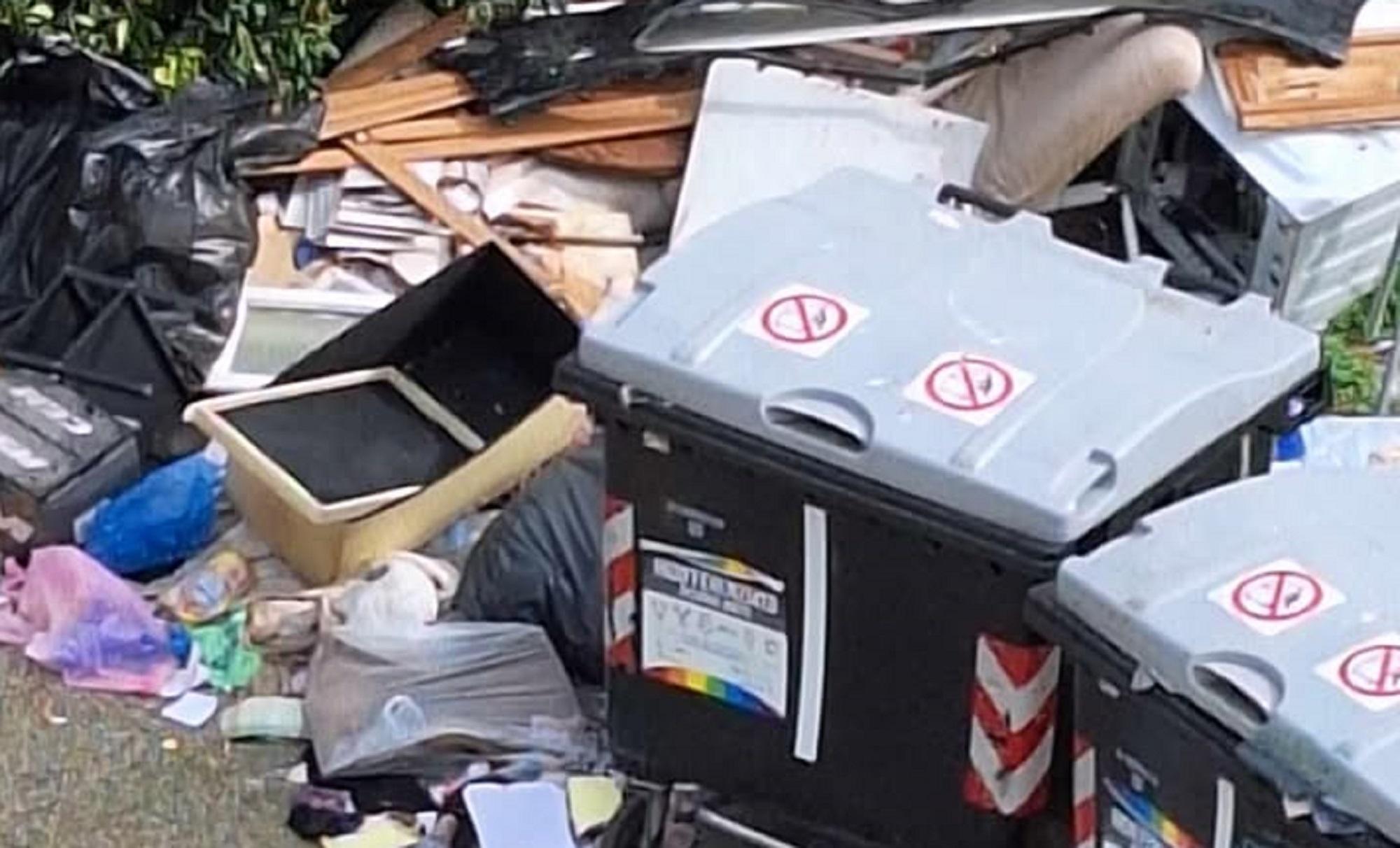 La discarica di via Giordano Bruno