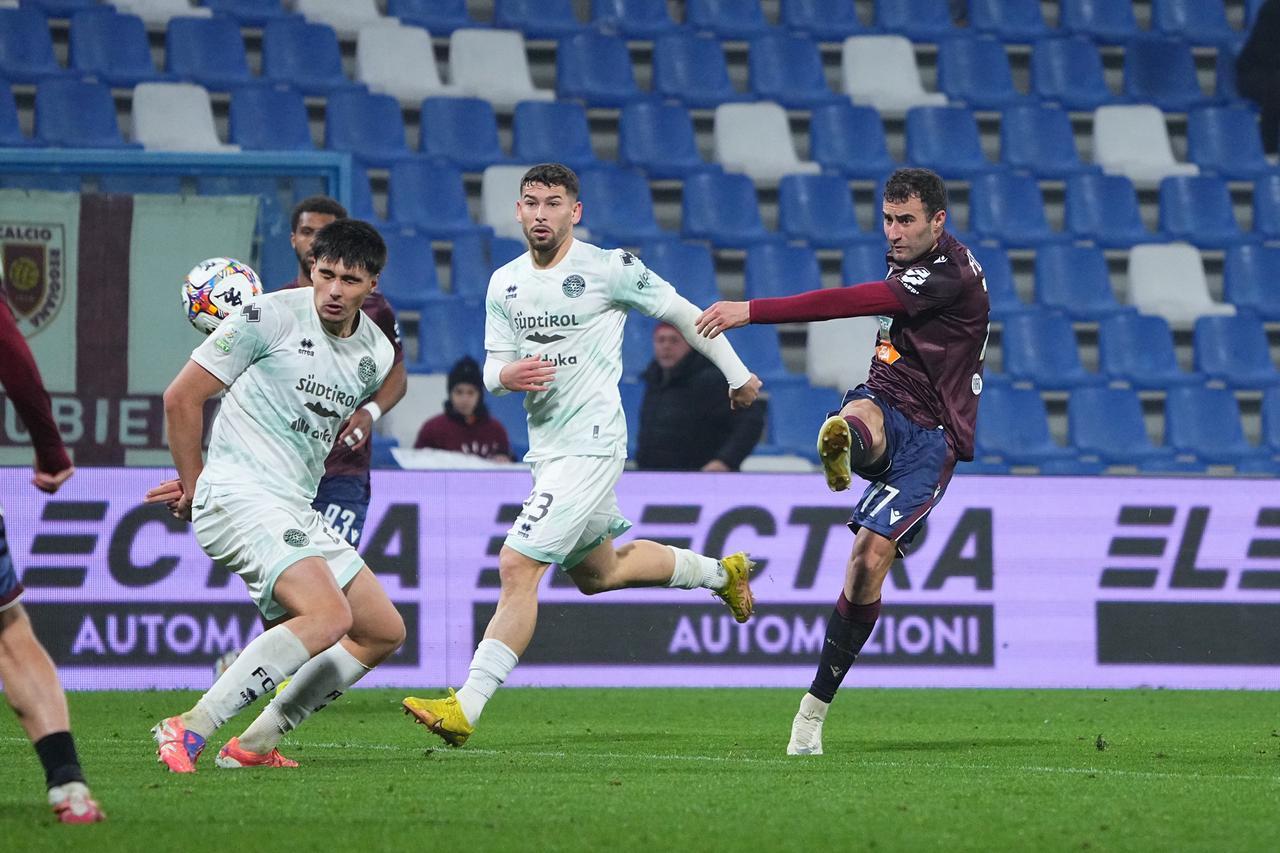 Reggiana, Fumagalli rompe il silenzio: «Il mio gesto per Cragno? Troppo clamore, per me era normale fermarmi»