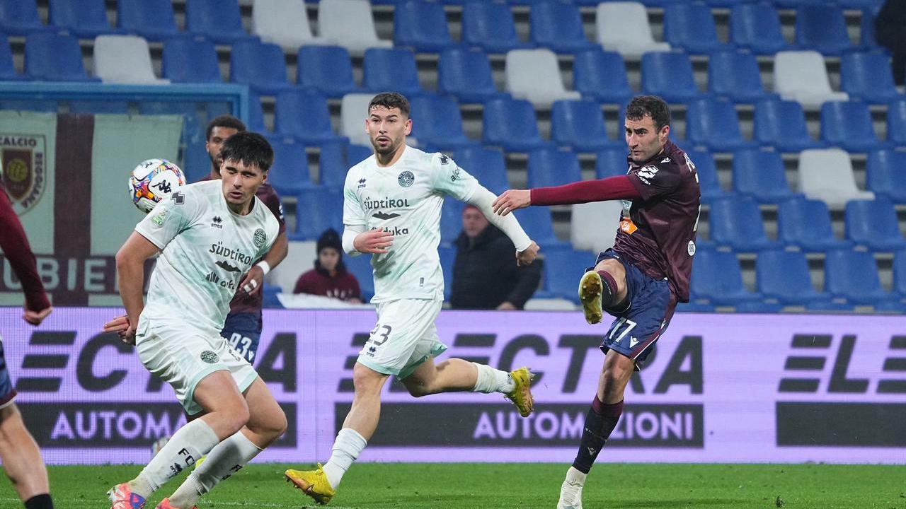 Reggiana, Fumagalli rompe il silenzio: «Il mio gesto per Cragno? Troppo clamore, per me era normale fermarmi»