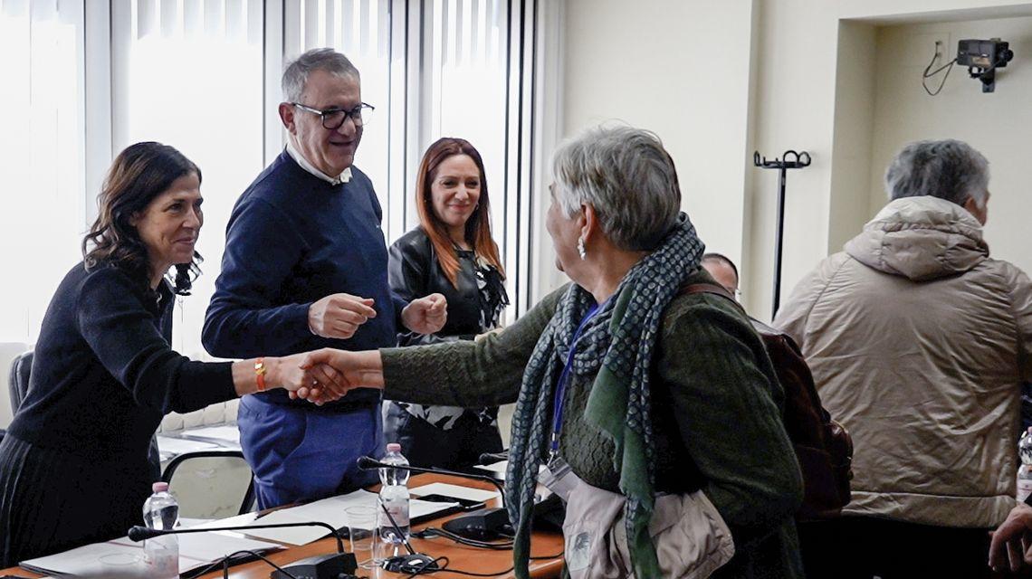 Sanità in Sardegna, Alessandra Todde avvia il dialogo con comitati e sindaci