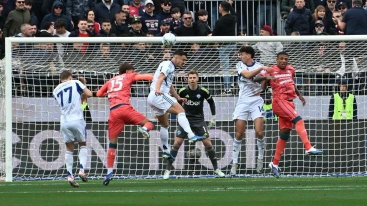 Cagliari-Como (foto Mario Rosas)