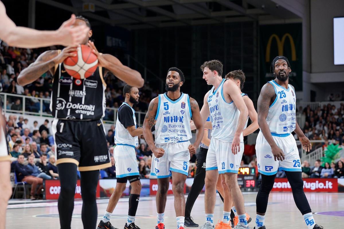 Colpaccio Dinamo, vittoria all’overtime a Trento (96-99)