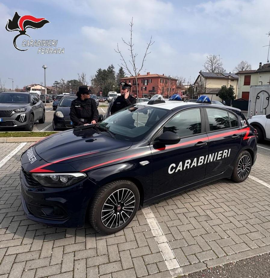 Cento, viene soccorso e poi aggredisce l’infermiere: arrestato