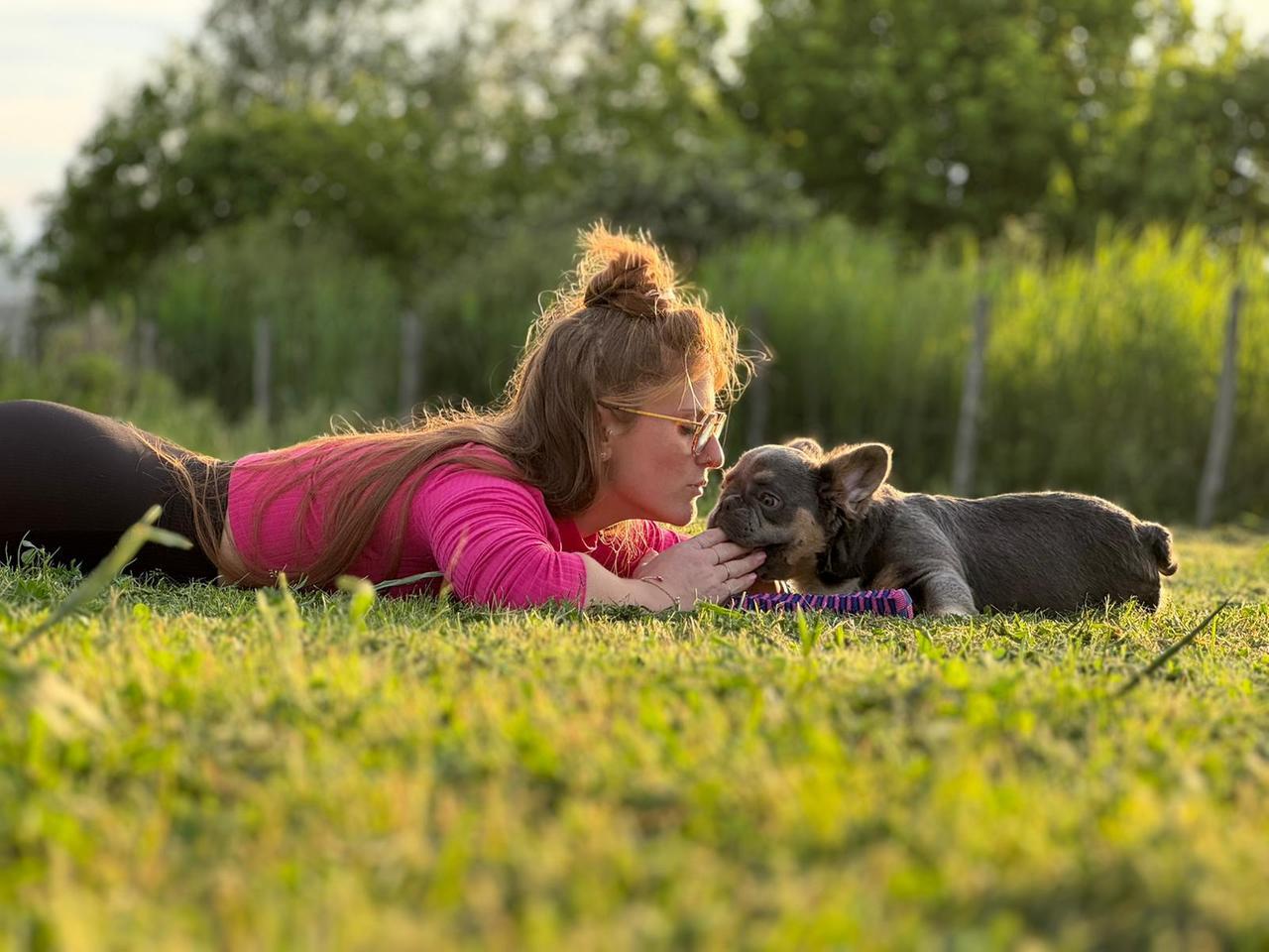 Venduta dalla madre a 16 anni: «Ora sogno di aiutare le altre»