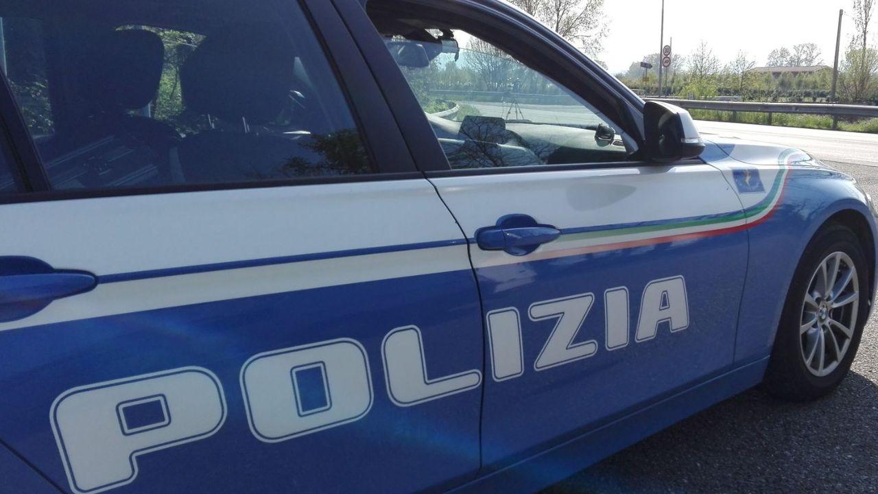 Una volante della polizia (Foto di repertorio)
