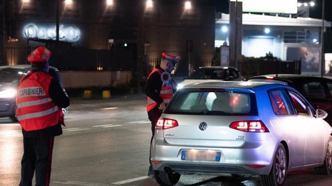 Altopascio, straniere al lavoro senza contratto: sospesa l’attività del locale notturno<br type="_moz" />