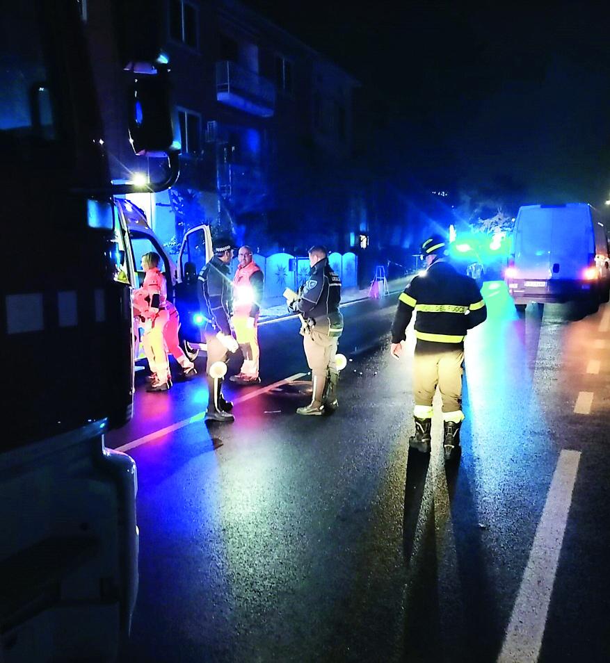 Pedone travolto da un furgone a Gaida: è in gravi condizioni