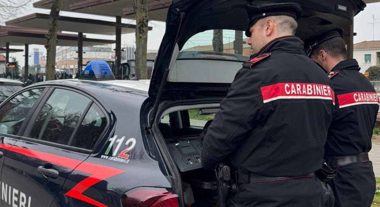 Cento, 43enne portato in carcere dopo essere evaso dagli arresti domiciliari