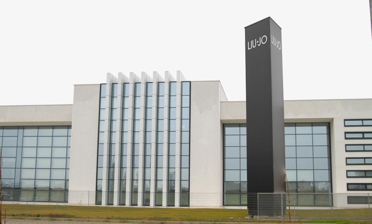 Fondi Covid, i vertici di Liu Jo vanno a processo: accusati di danno erariale