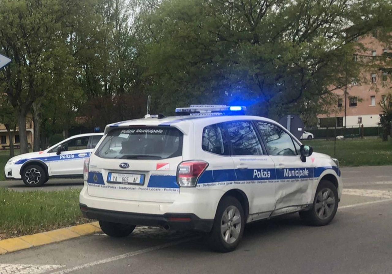 Incidente a Sesso, ferita una ragazza di 17 anni