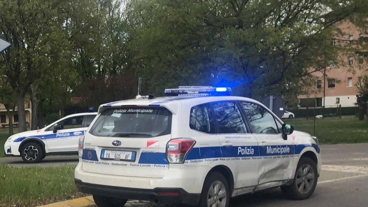 Incidente a Sesso, ferita una ragazza di 17 anni