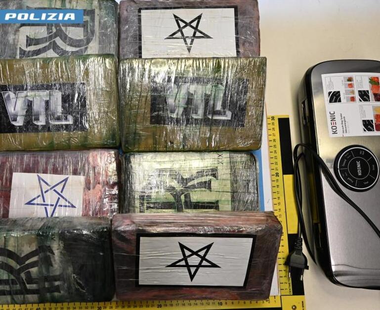 Lucca, sorpreso con 9 kg di cocaina: arrestato dalla polizia un 36enne