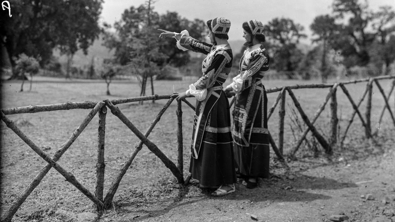 Donne di Desulu (foto di Goffredo Guiso)