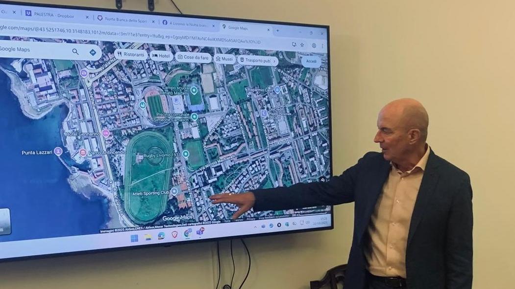 Il sindaco di Livorno, Luca Salvetti