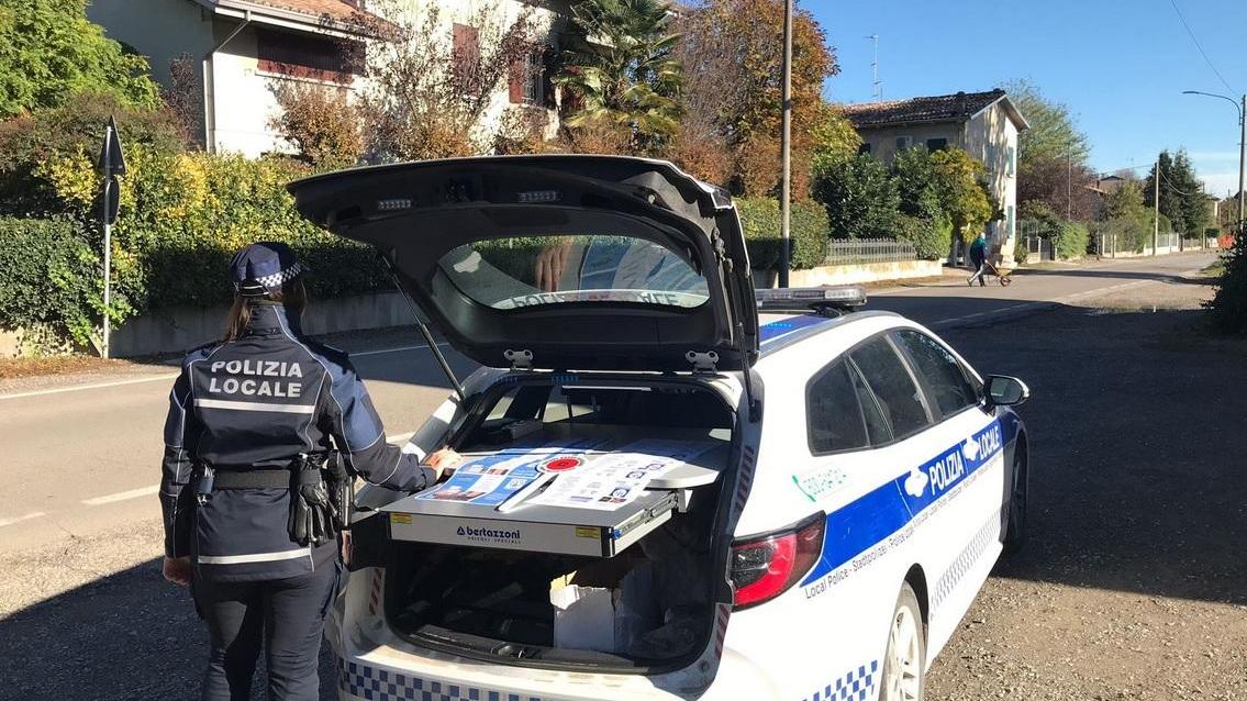 Blitz anti-prostituzione a Cadè, chiuso un centro massaggi