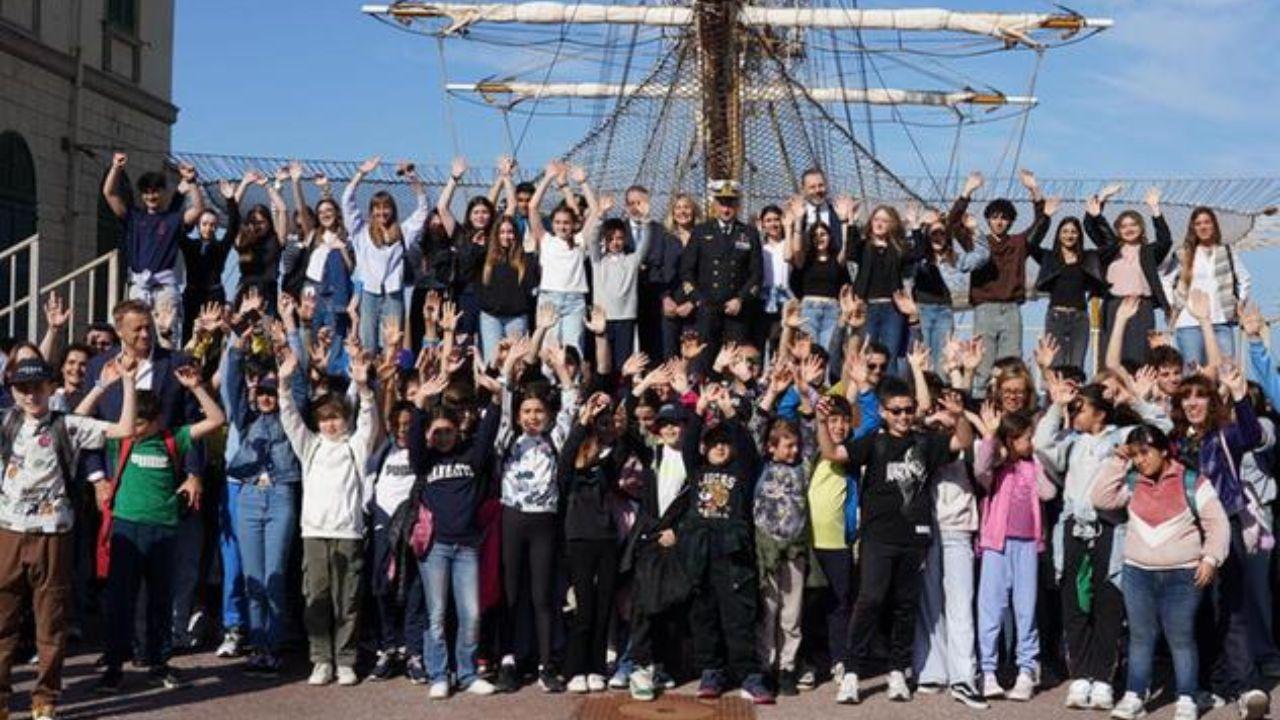 
	Torna "Il mare, le vele"&nbsp;

