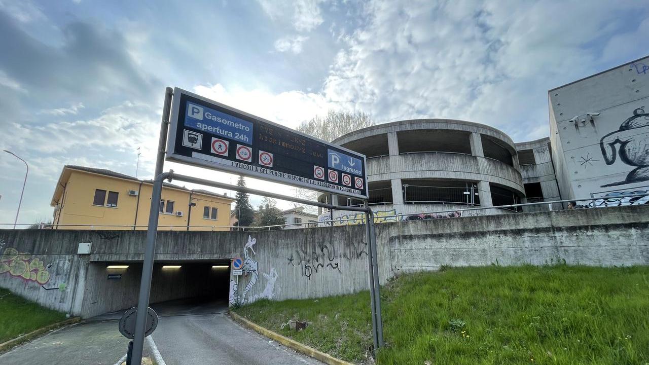 Gestione parcheggi, a maggio scade la concessione: ecco il piano del Comune di Reggio