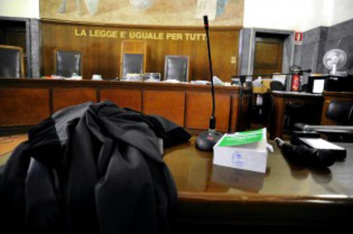 Lucca, agente della municipale assolto dopo 8 anni