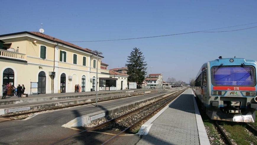 «Il trasporto ferroviario locale? Troppi costi: serve il tram-treno»